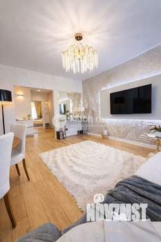 2-к квартира, вторичка, 60м2, 10/12 этаж