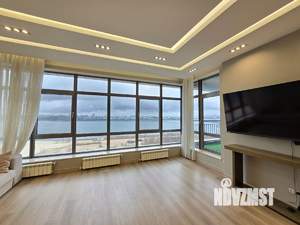 3-к квартира, вторичка, 130м2, 16/22 этаж