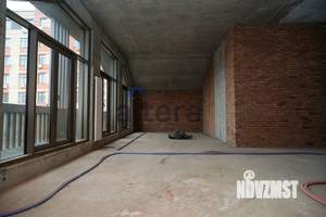 4-к квартира, вторичка, 180м2, 4/4 этаж