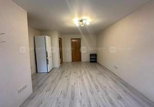 2-к квартира, вторичка, 43м2, 3/5 этаж