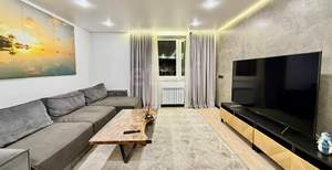 2-к квартира, вторичка, 62м2, 8/15 этаж