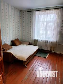 3-к квартира, вторичка, 63м2, 1/3 этаж