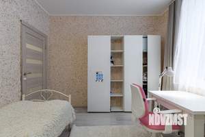 2-к квартира, вторичка, 70м2, 1/4 этаж