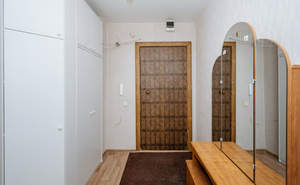 2-к квартира, вторичка, 56м2, 3/17 этаж