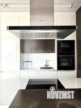 3-к квартира, вторичка, 93м2, 8/9 этаж