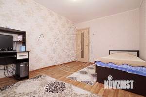 4-к квартира, вторичка, 121м2, 2/10 этаж