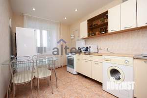 2-к квартира, вторичка, 67м2, 10/10 этаж
