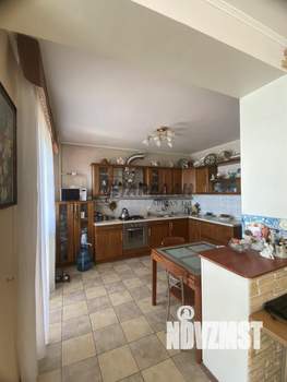 3-к квартира, вторичка, 100м2, 3/6 этаж