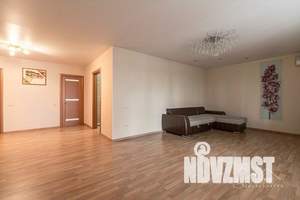 2-к квартира, вторичка, 80м2, 9/10 этаж