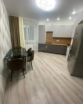 3-к квартира, вторичка, 91м2, 3/18 этаж