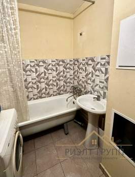 2-к квартира, вторичка, 64м2, 9/19 этаж