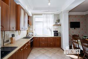 3-к квартира, вторичка, 114м2, 2/4 этаж