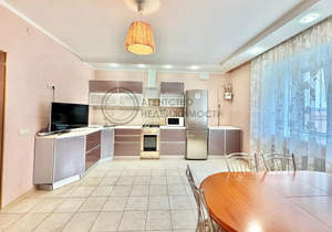 3-к квартира, вторичка, 112м2, 5/10 этаж