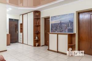 4-к квартира, вторичка, 118м2, 9/10 этаж