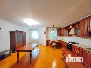 3-к квартира, вторичка, 113м2, 1/5 этаж