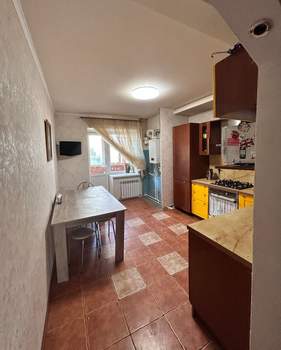 2-к квартира, вторичка, 73м2, 3/10 этаж