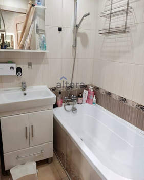 3-к квартира, вторичка, 60м2, 5/5 этаж