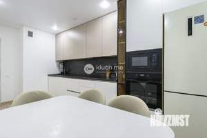 3-к квартира, вторичка, 72м2, 7/25 этаж