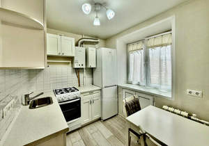 2-к квартира, вторичка, 43м2, 3/5 этаж