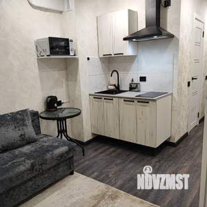 Студия квартира, вторичка, 16м2, 1/10 этаж