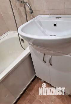 2-к квартира, вторичка, 52м2, 9/9 этаж