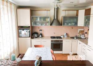 4-к квартира, вторичка, 118м2, 5/6 этаж