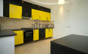 3-к квартира, вторичка, 104м2, 9/10 этаж