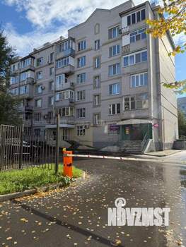 3-к квартира, вторичка, 112м2, 1/6 этаж