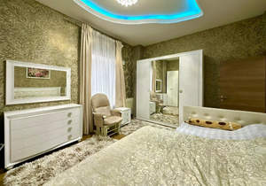 3-к квартира, вторичка, 110м2, 2/4 этаж