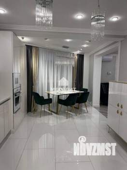 3-к квартира, вторичка, 98м2, 15/18 этаж