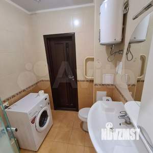 2-к квартира, вторичка, 70м2, 1/18 этаж