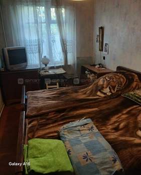 3-к квартира, вторичка, 52м2, 1/1 этаж