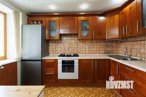 4-к квартира, вторичка, 74м2, 3/10 этаж