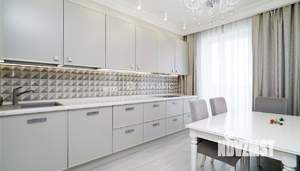 3-к квартира, вторичка, 100м2, 10/10 этаж