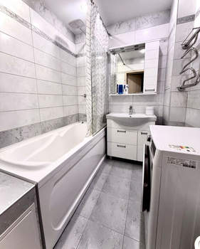 3-к квартира, вторичка, 89м2, 15/18 этаж