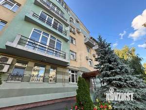 3-к квартира, вторичка, 171м2, 1/4 этаж