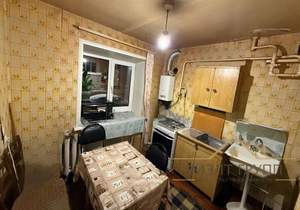 2-к квартира, вторичка, 45м2, 1/5 этаж