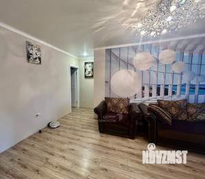 3-к квартира, вторичка, 58м2, 2/5 этаж