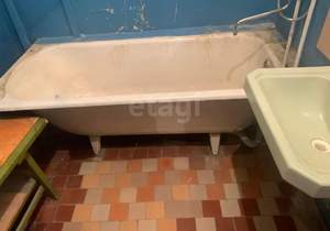 2-к квартира, вторичка, 52м2, 1/4 этаж