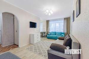 2-к квартира, вторичка, 42м2, 1/5 этаж