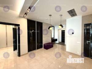 3-к квартира, вторичка, 130м2, 23/36 этаж