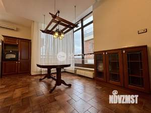 3-к квартира, вторичка, 195м2, 8/8 этаж