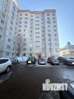 3-к квартира, вторичка, 63м2, 10/10 этаж