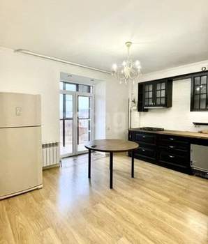 2-к квартира, вторичка, 75м2, 4/5 этаж