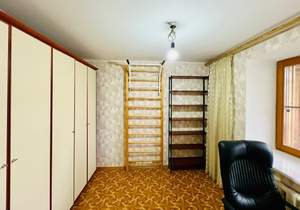 4-к квартира, вторичка, 74м2, 3/10 этаж