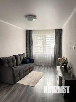 2-к квартира, вторичка, 70м2, 10/17 этаж