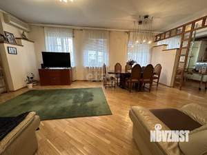 4-к квартира, вторичка, 176м2, 2/7 этаж