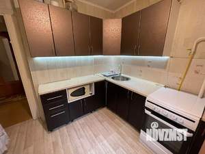 2-к квартира, вторичка, 43м2, 1/9 этаж