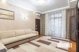 4-к квартира, вторичка, 131м2, 3/8 этаж