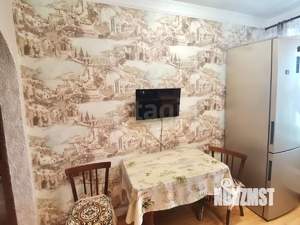 3-к квартира, вторичка, 65м2, 9/9 этаж
